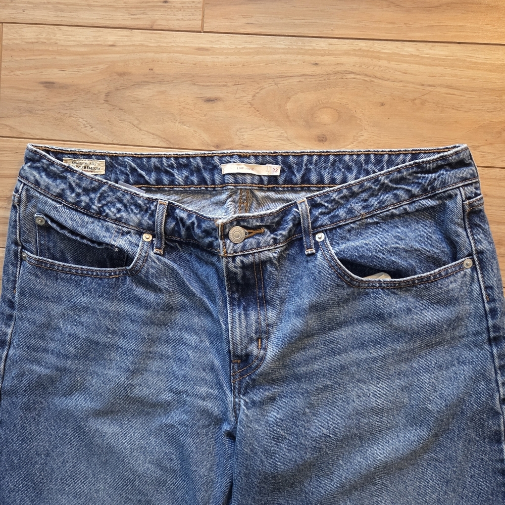 Levi's Womens Low Loose Jeans Light Wash 33 X 30* - Picture 4 of 11